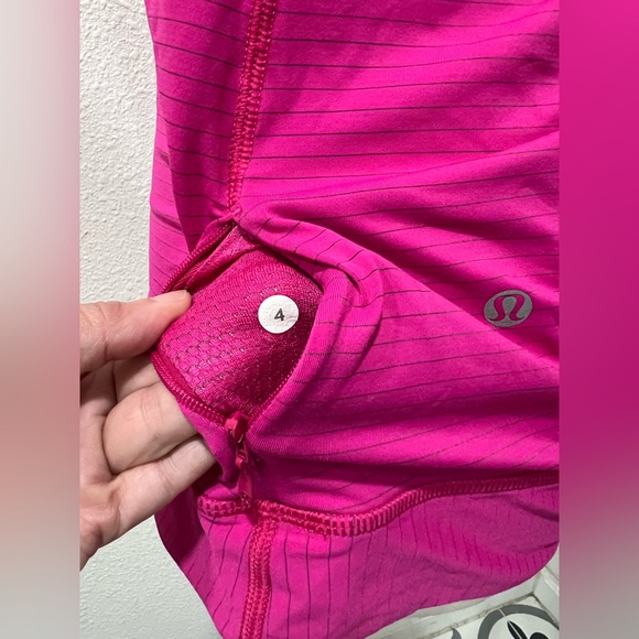 LULULEMON Run For Gold Long Sleeve EUC - Picture 8 of 12